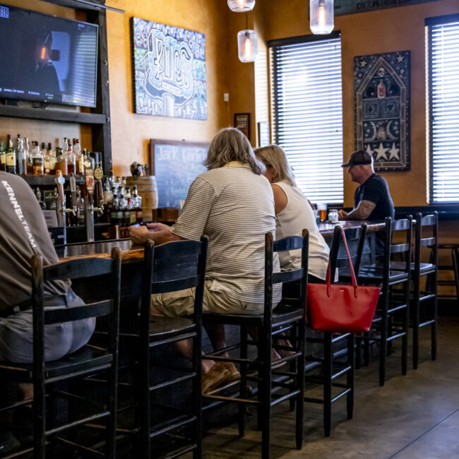 mojo kitchen bar with people sitting jacksonville beach fl